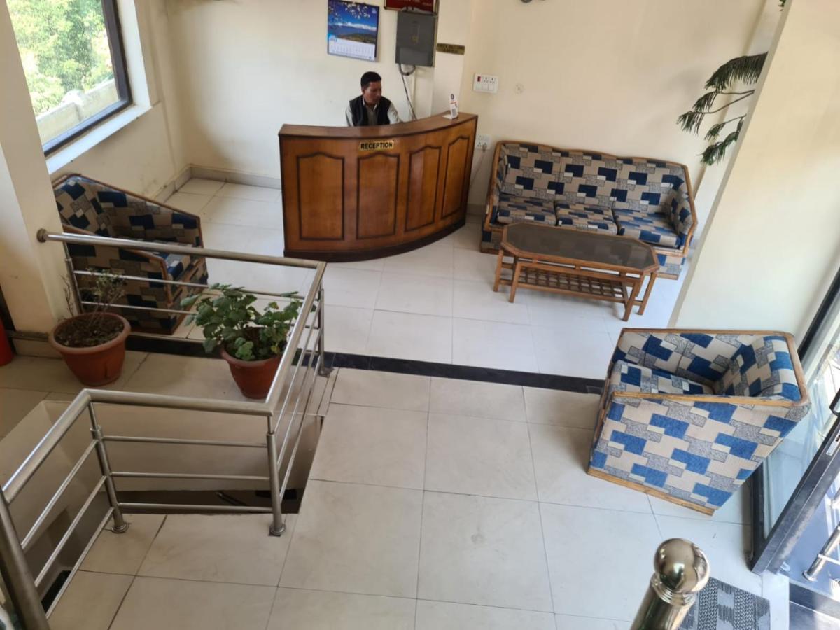 Castle View Hotell Mussoorie Eksteriør bilde