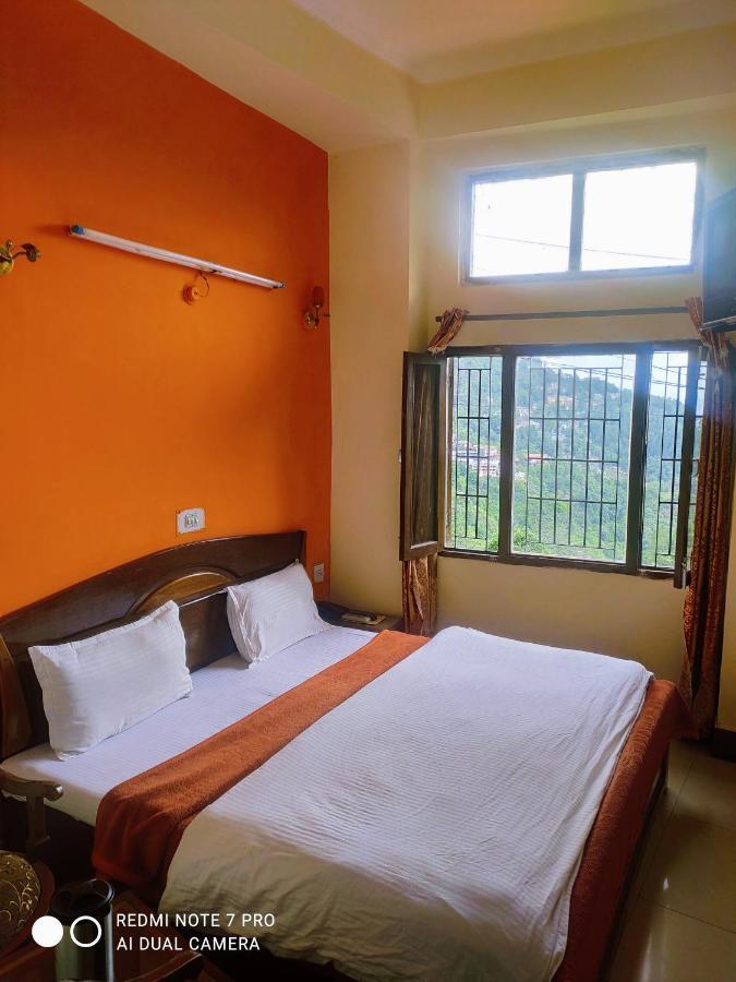 Castle View Hotell Mussoorie Eksteriør bilde