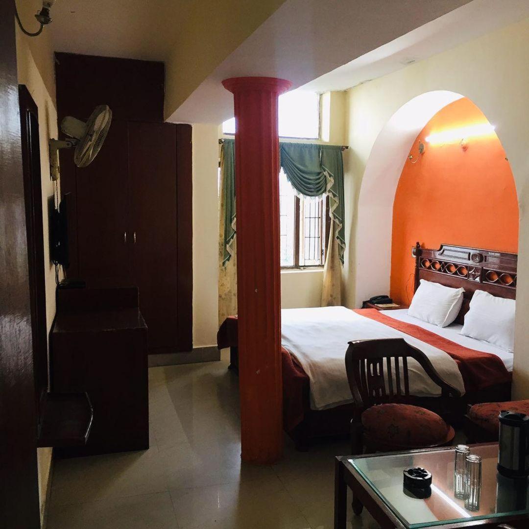 Castle View Hotell Mussoorie Eksteriør bilde