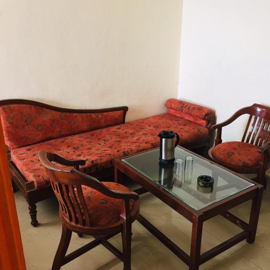Castle View Hotell Mussoorie Eksteriør bilde
