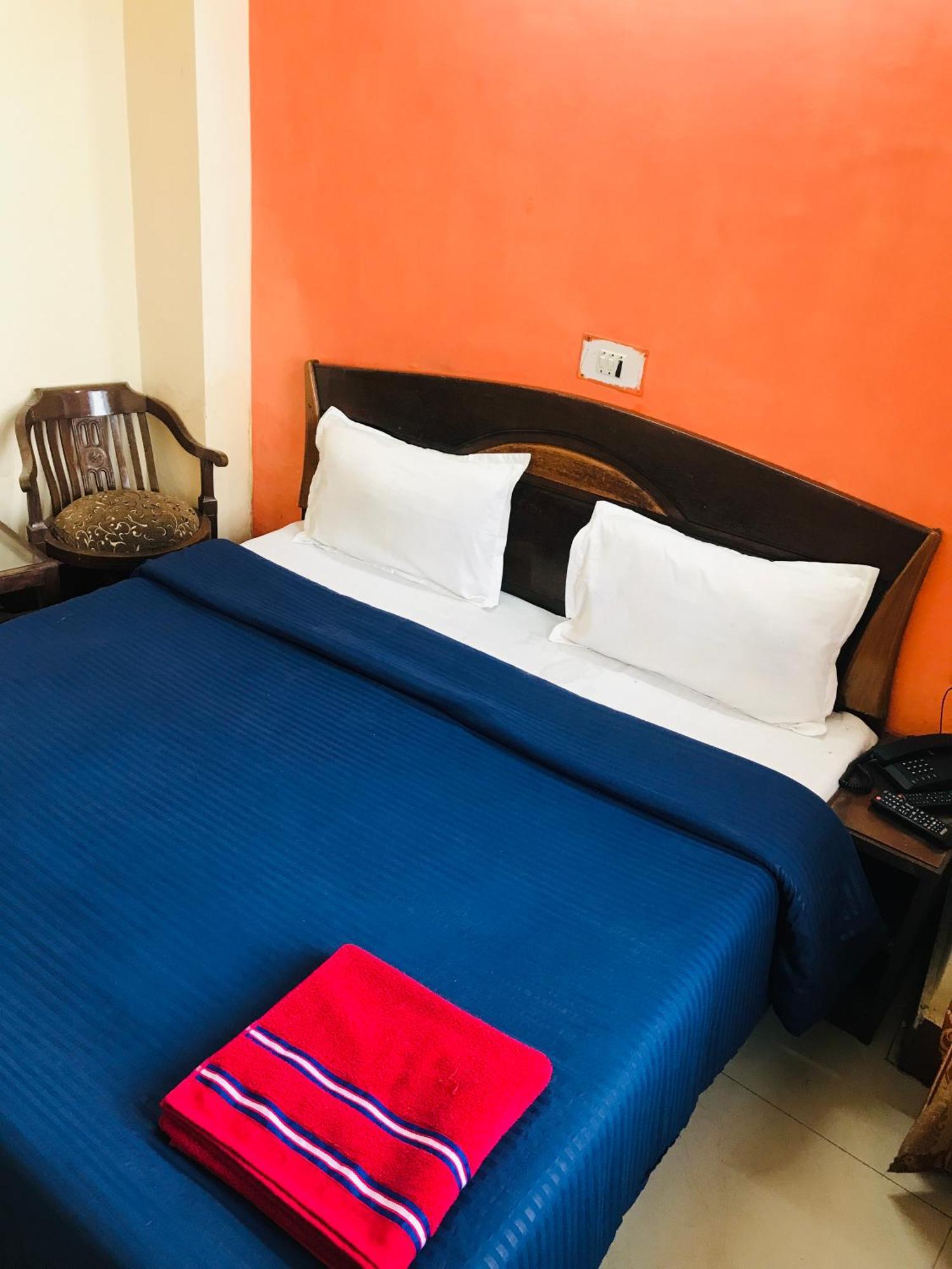 Castle View Hotell Mussoorie Eksteriør bilde