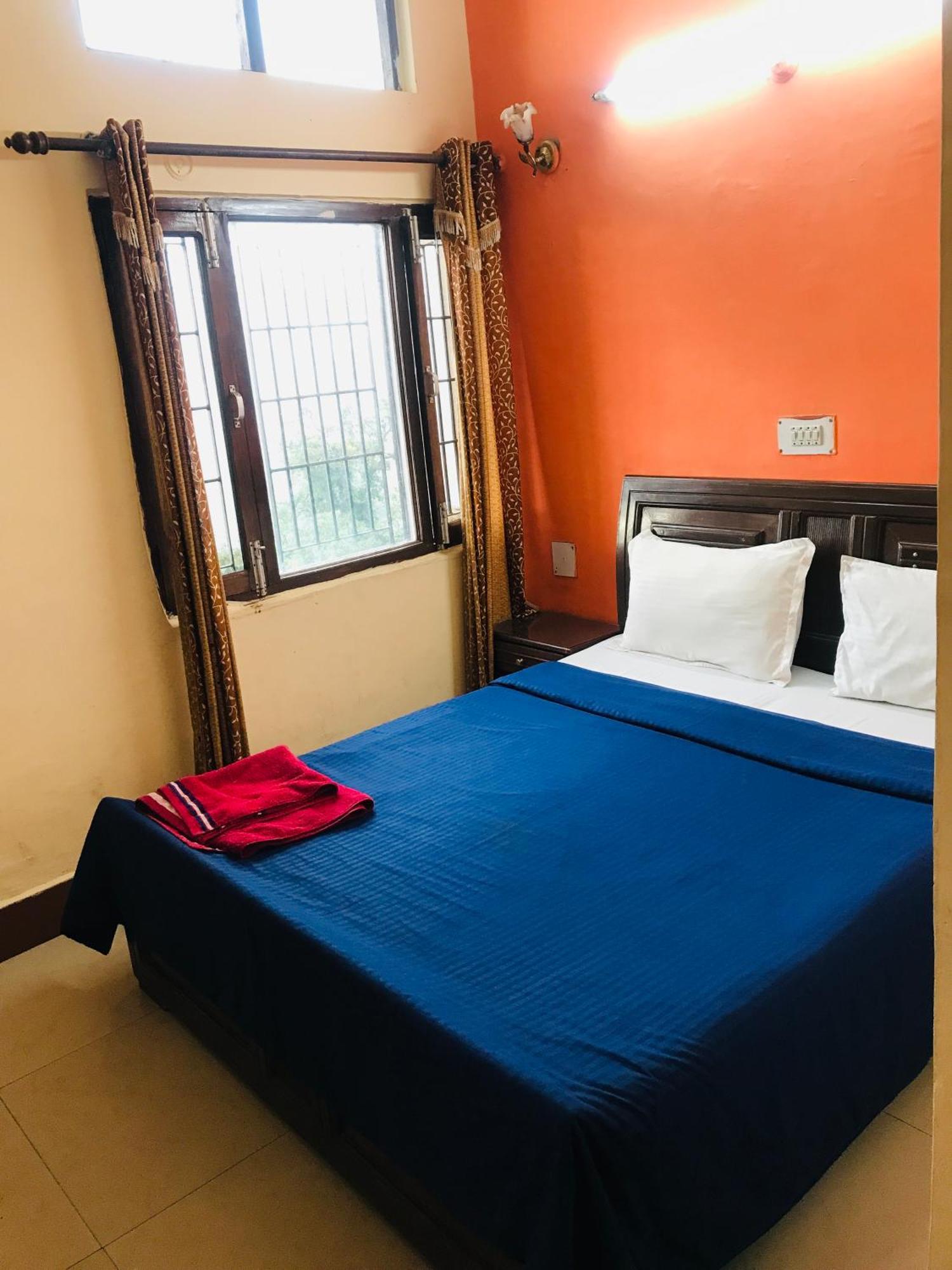 Castle View Hotell Mussoorie Eksteriør bilde