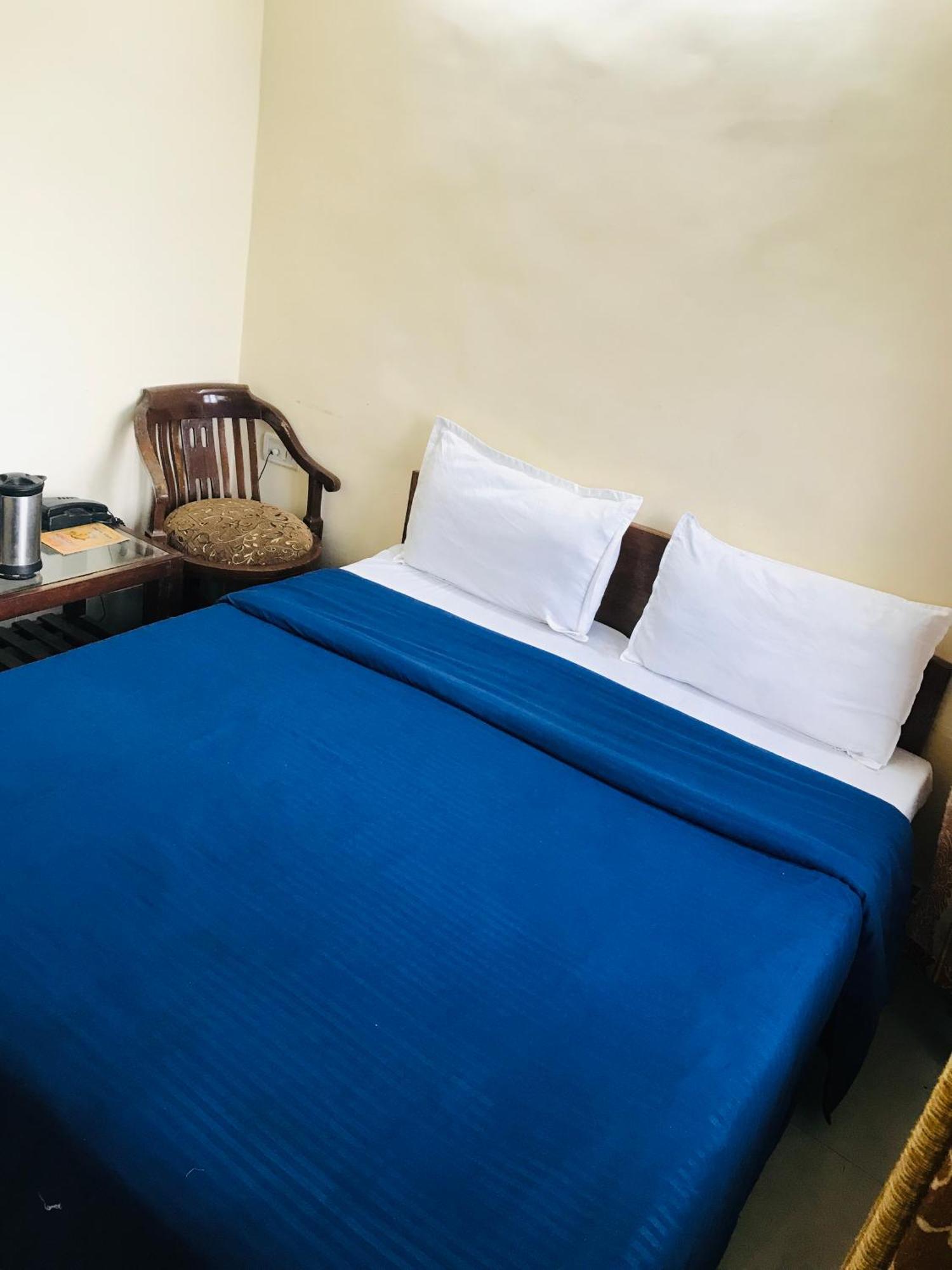 Castle View Hotell Mussoorie Eksteriør bilde